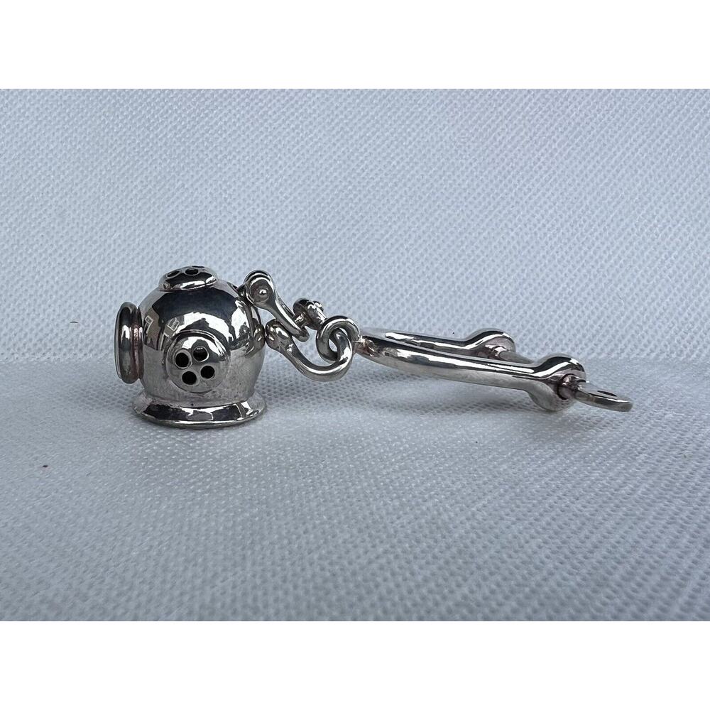 Diving Helmut Old Time Sea Key Holder Sterling Silver 925 RARE Find Mens gift